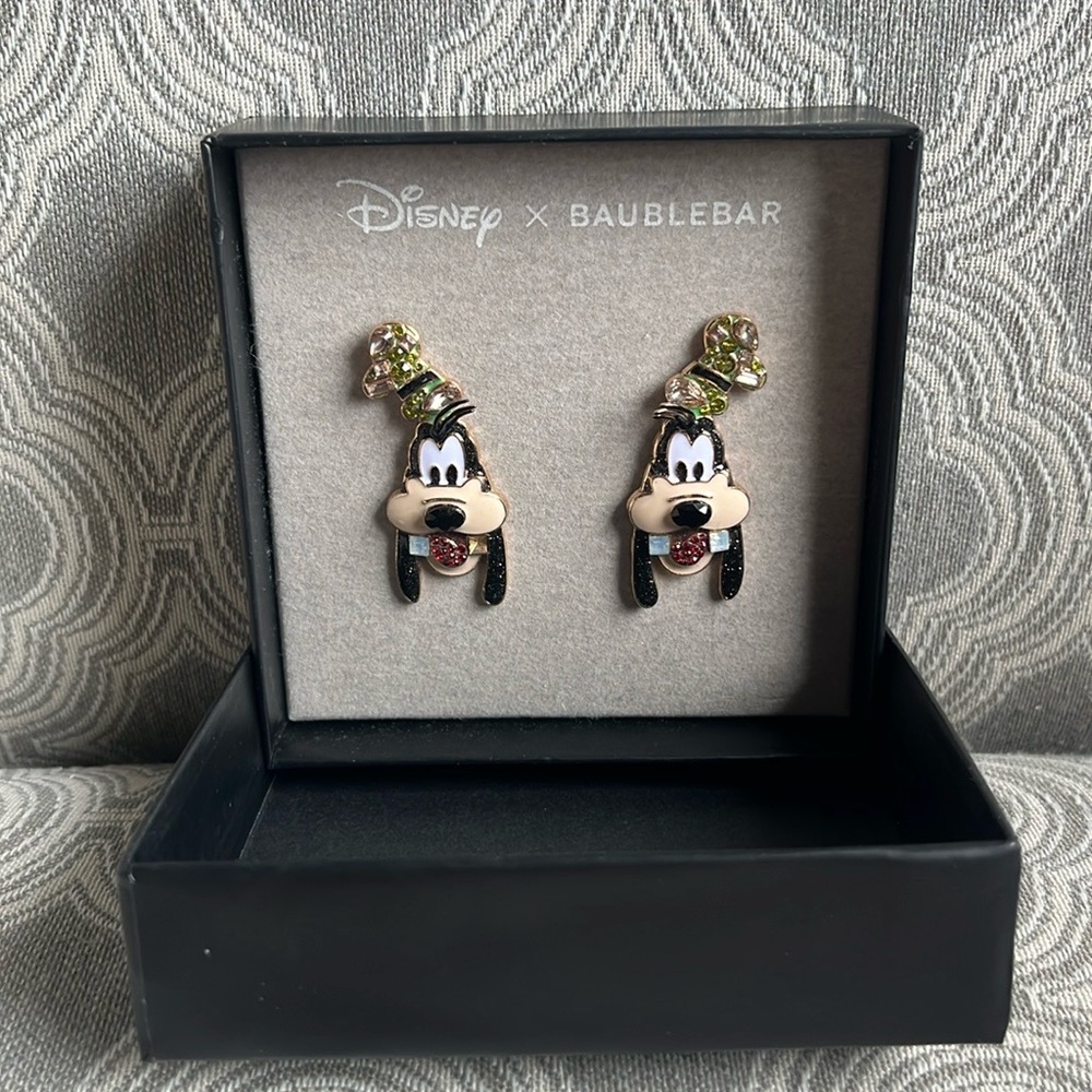 NIB Disney x Baublebar Goofy Earrings